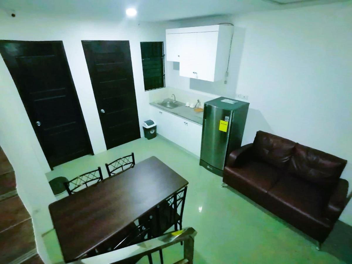 2020 Travelers Inn Dumaguete City Exterior foto