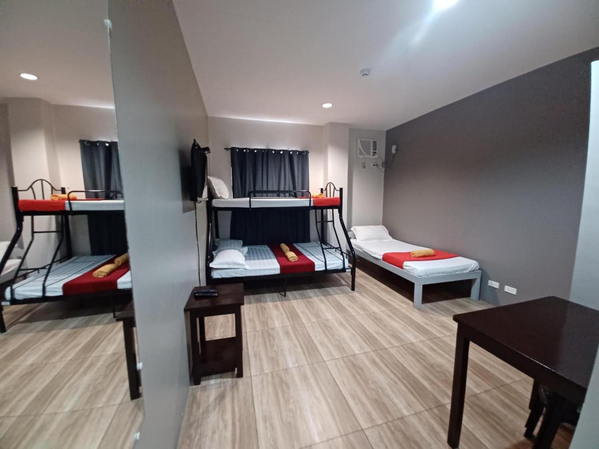 2020 Travelers Inn Dumaguete City Exterior foto