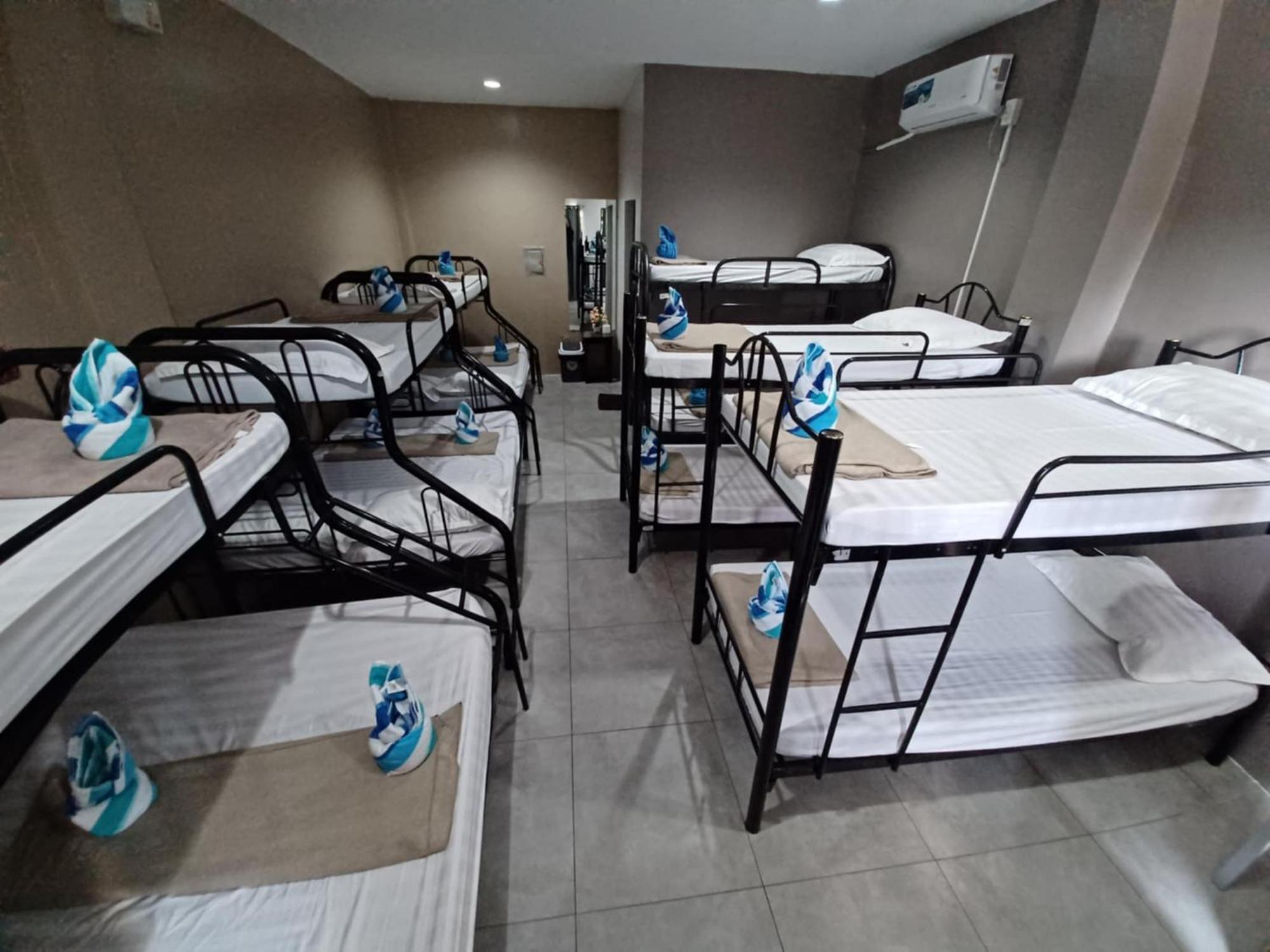 2020 Travelers Inn Dumaguete City Exterior foto